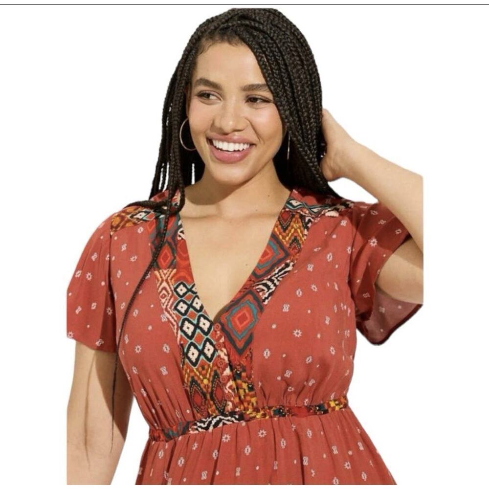 Torrid NWT Mini Challis Boarder Skater Dress Size 3X V-Neck Pockets Boho Tribal - Picture 3 of 16